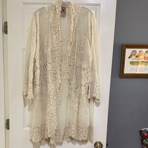 Johnny Was Elegant Cream Lace Women's kimono